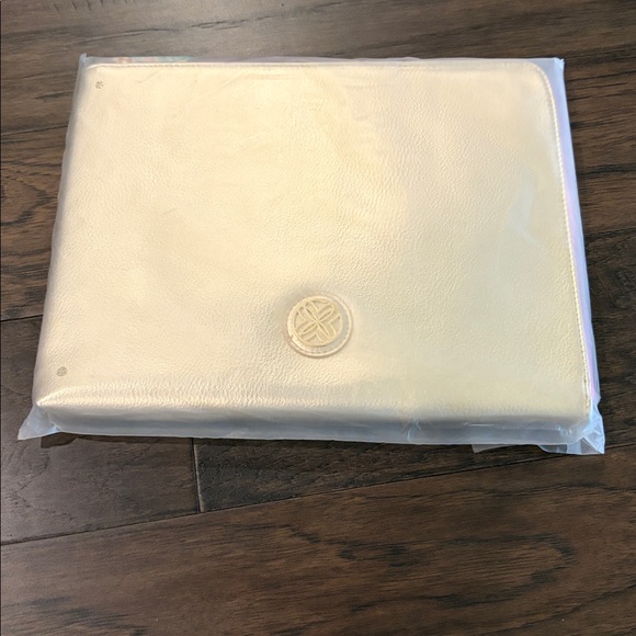 New With Tags Lilly Pulitzer Set - Picture 7 of 10